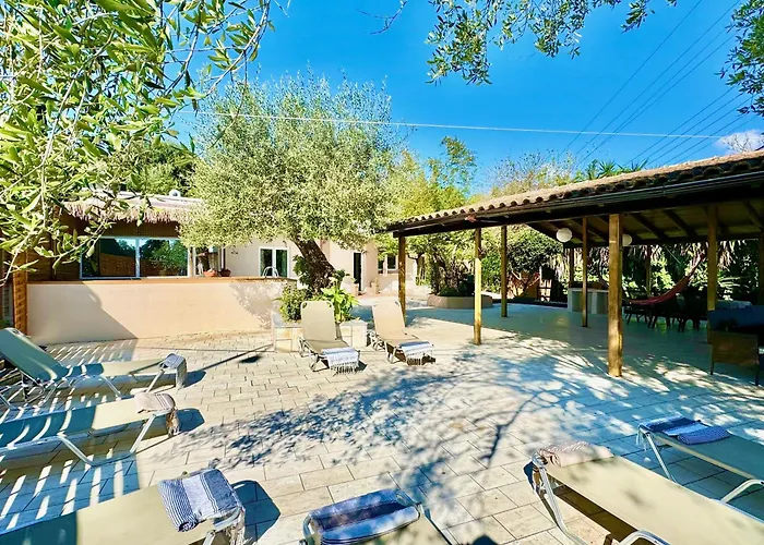 Sophia With Private Plunge Pool By Dadovillas Villa *